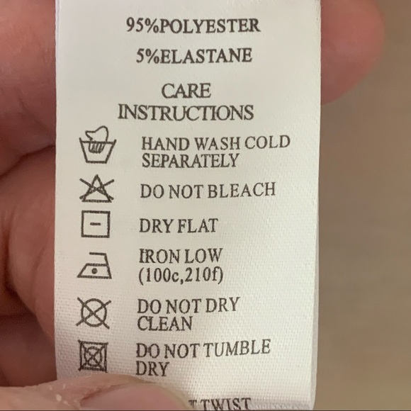 NWT MOTEL Verso Velvet Pink Stretch Mini Dress Fuchsia Bodycon Size M - Picture 16 of 16